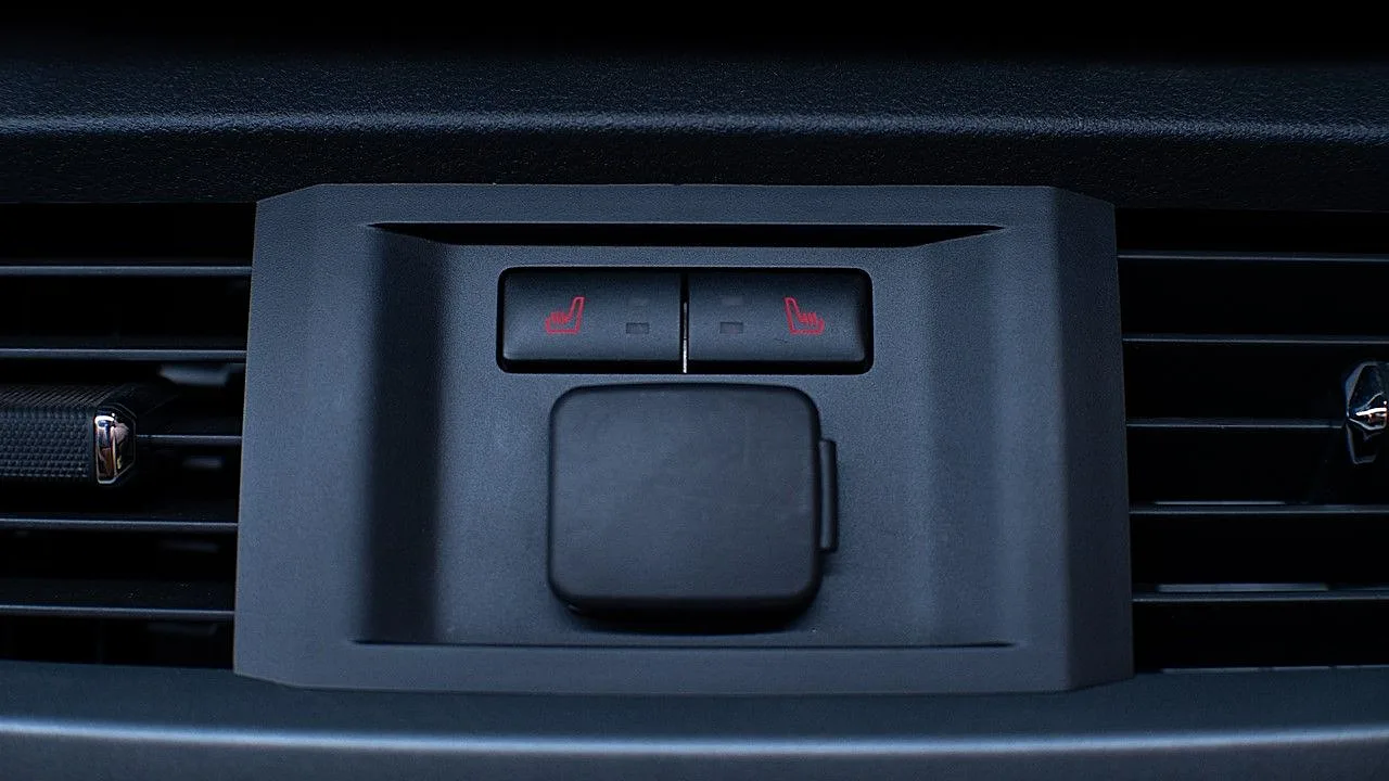 Asiento trasero (calefaccionado y rebatible)